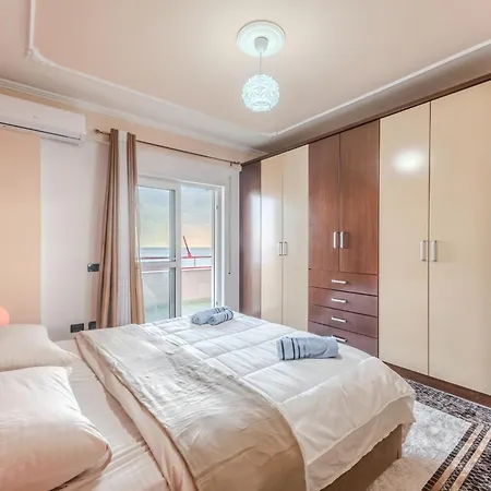 Full Sea View Center 2 Bedroom Apartment Durres